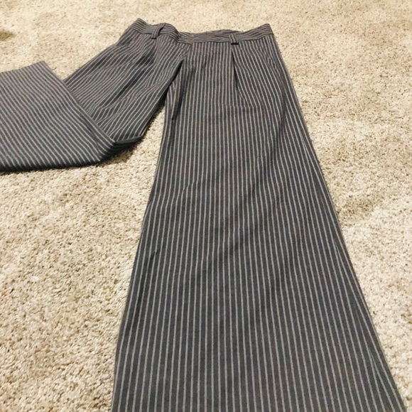 Alice + Olivia wide leg brown with pinstripes - Picture 5 of 8